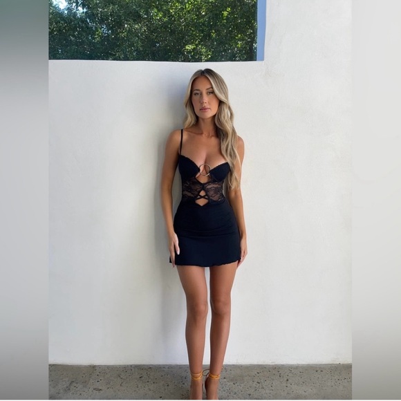 Outcast Dresses & Skirts - Outcast KHLOE MINI DRESS